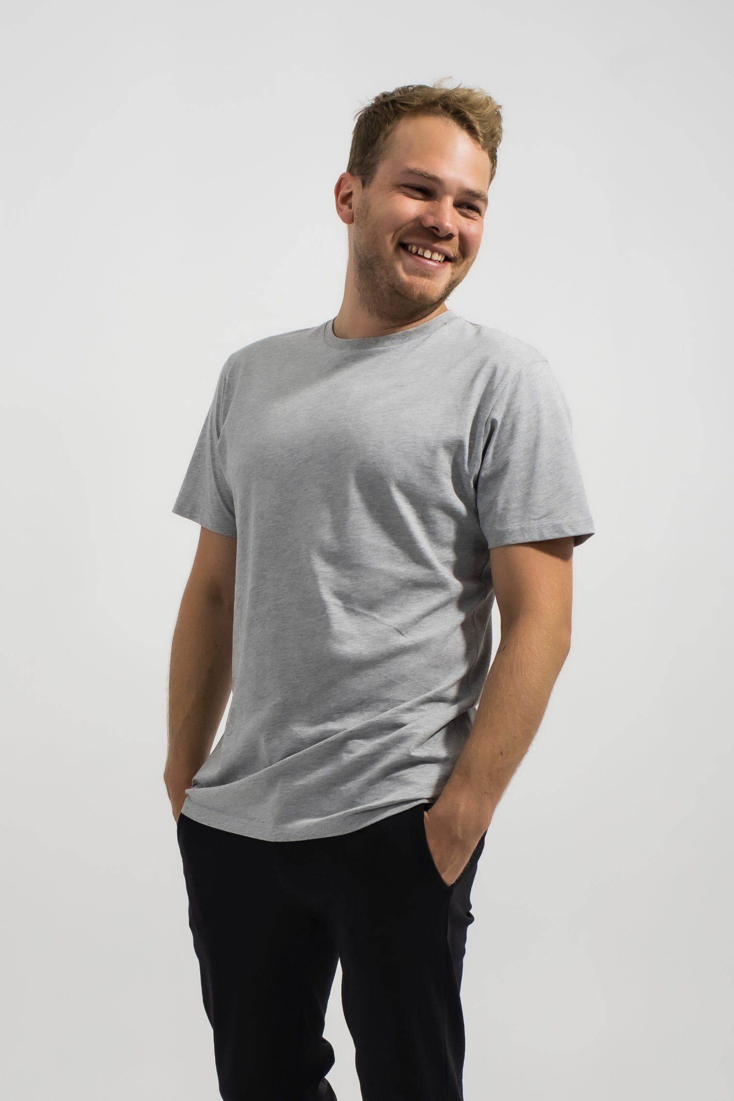 Men T-Shirt v1.0 – Charles
